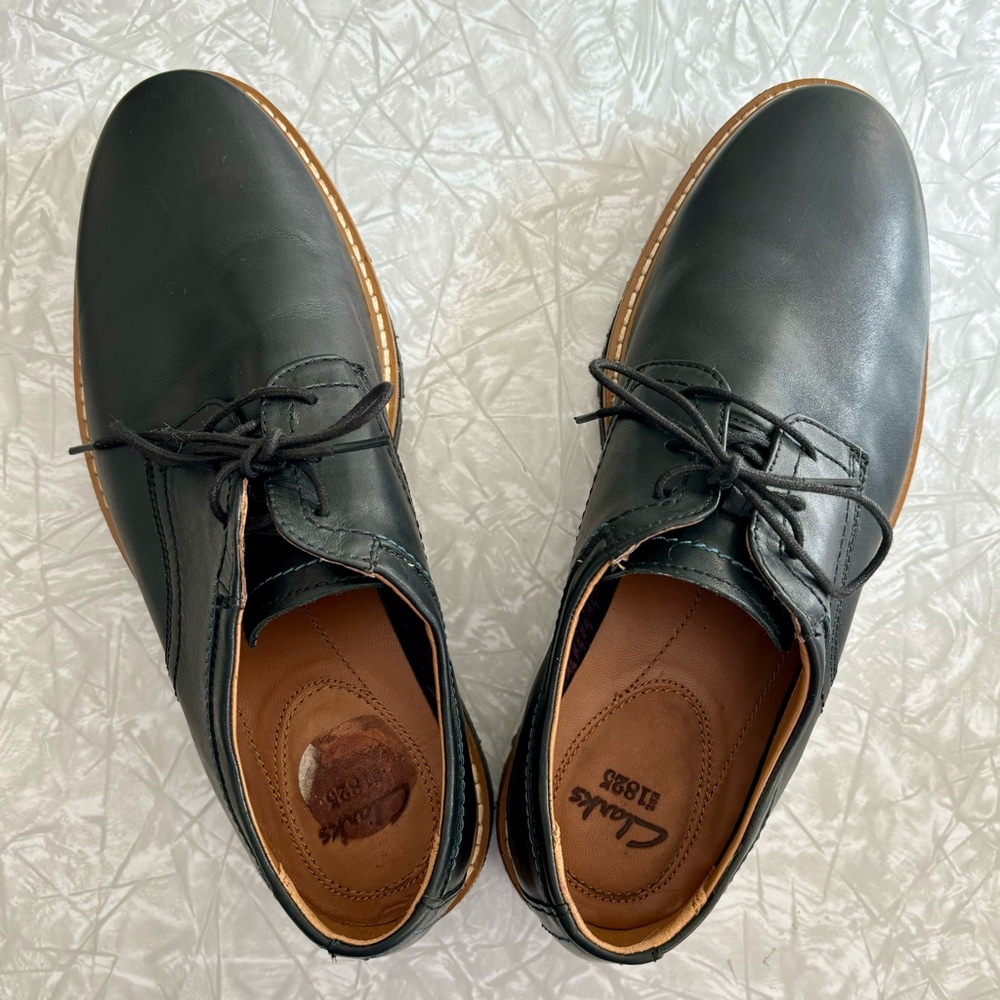 Clarks Black Leather Extralight Dress Oxfords 9